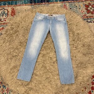 Paige light wash jeans size 29